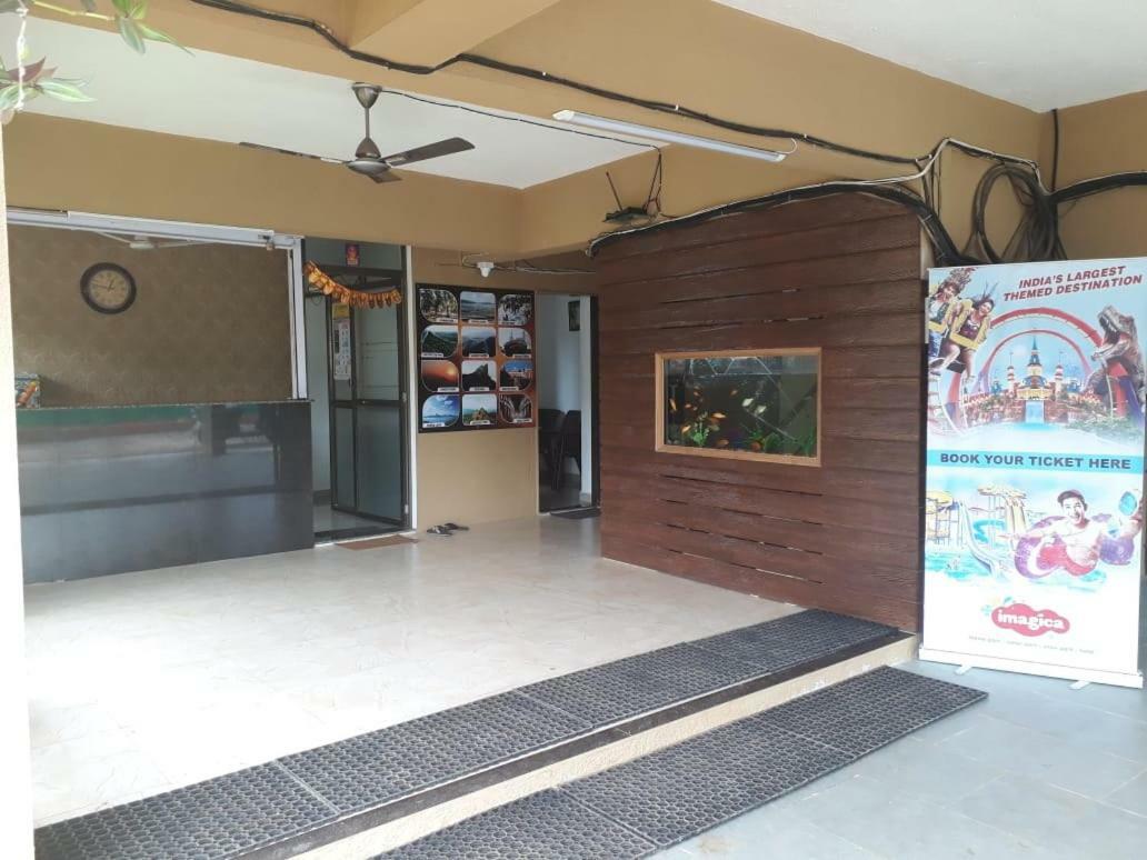 Maharaja Family Guest House Lonavala Kültér fotó
