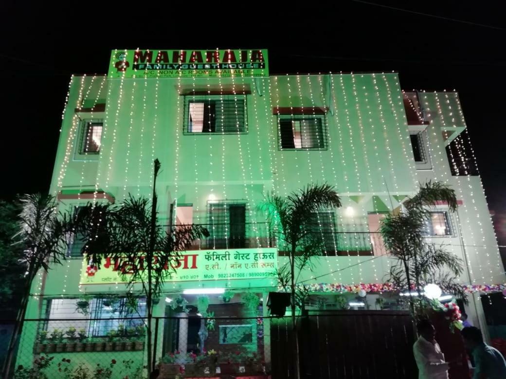 Maharaja Family Guest House Lonavala Kültér fotó